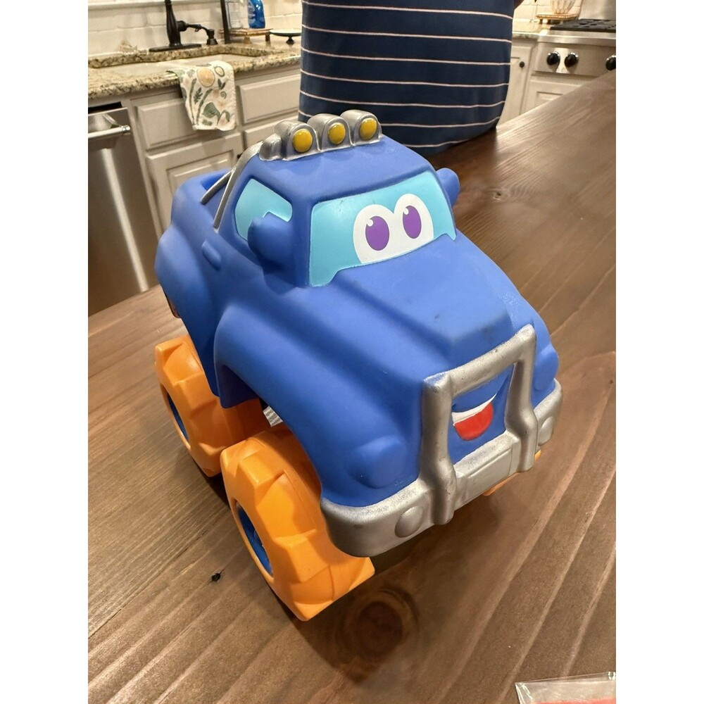 2002 HASBRO PLAYSCHOOL CHUCK & FRIENDS BLUE TONKA SOFT TRUCK - MAKES SOUNDS